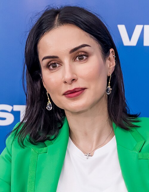 Тина Канделаки